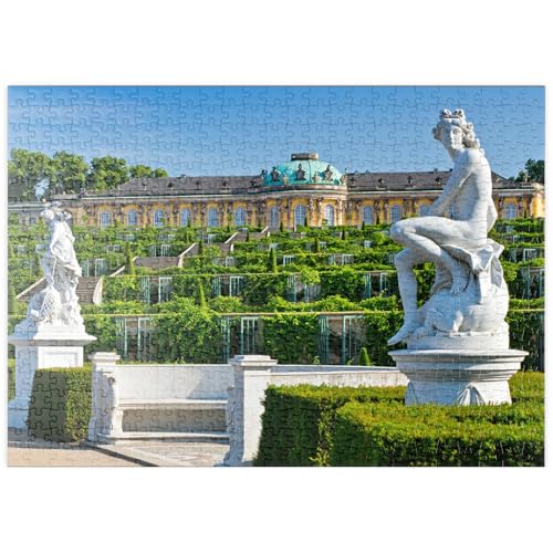 MyPuzzle Französischer Garten mit dem Schloss Sanssouci und den Weinbergterrassen im Park - Premium 500 Teile Puzzle - MyPuzzle Sonderkollektion von Puzzle Galaxy MyPuzzle Französischer Garten mit dem Schloss Sanssouci und den Weinbergterrassen im Park - Premium 500 Teile Puzzle - MyPuzzle Sonderkollektion von Puzzle Galaxy von MyPuzzle.com