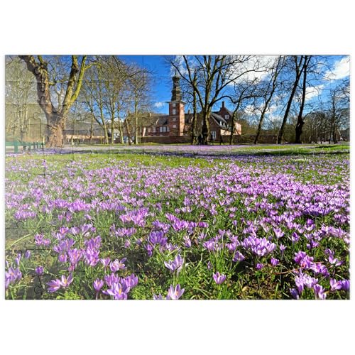 MyPuzzle Krokusblüte im Schlosspark mit dem Schloss vor Husum - Premium 100 Teile Puzzle - MyPuzzle Sonderkollektion von Puzzle Galaxy MyPuzzle Krokusblüte im Schlosspark mit dem Schloss vor Husum - Premium 100 Teile Puzzle - MyPuzzle Sonderkollektion von Puzzle Galaxy von MyPuzzle.com