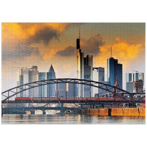 MyPuzzle Skyline von Frankfurt und Deutschherrnbrücke im Abendlicht - Premium 1000 Teile Puzzle - MyPuzzle Sonderkollektion von Starnberger Spiele von MyPuzzle.com