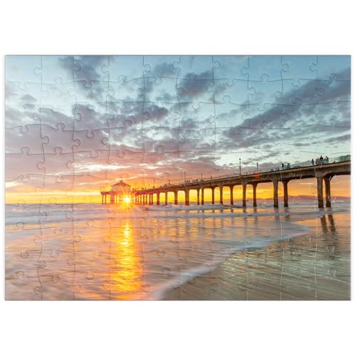 MyPuzzle Sonnenuntergang am Manhattan Beach Pier - Premium 100 Teile Puzzle - MyPuzzle Sonderkollektion von Puzzle Galaxy MyPuzzle Sonnenuntergang am Manhattan Beach Pier - Premium 100 Teile Puzzle - MyPuzzle Sonderkollektion von Puzzle Galaxy von MyPuzzle.com