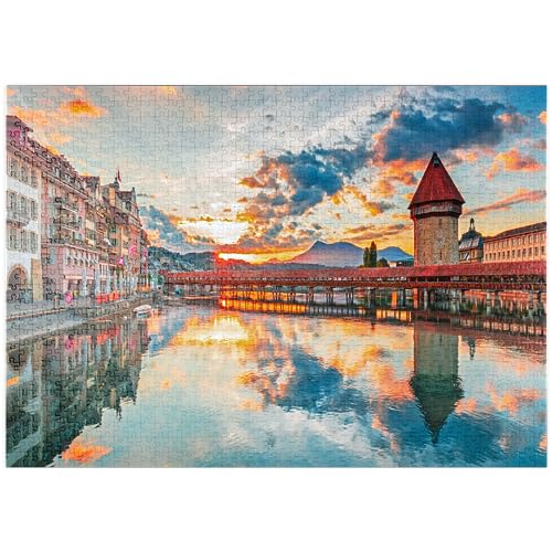 Sonnenuntergang im historischen Stadtzentrum von Luzern mit der berühmten Kapellbrücke - Premium 1000 Teile Puzzle - MyPuzzle Sonderkollektion von Puzzle Galaxy von MyPuzzle.com
