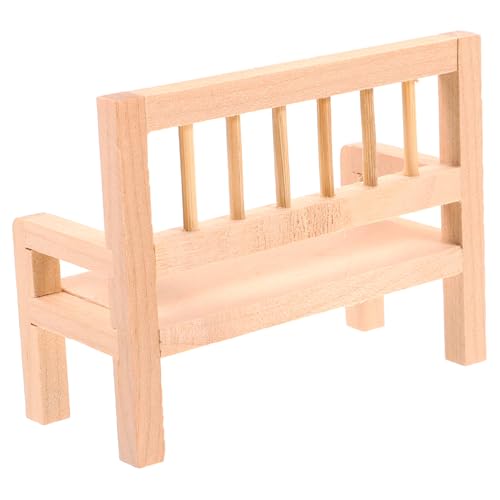 NAMOARLY Mini Holzbank mit Rückenlehne Miniatur Puppenhaus Möbel Dekoration aus Holz Kleine Detailreiche Sitzbank als Mini Haus Accessoire für Puppenhaus und Kinderzimmer Deko von NAMOARLY