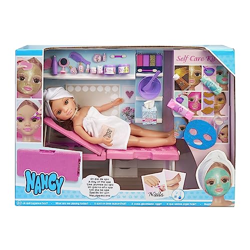 NANCY - Ein Tag Spa, Puppe mit Handtuch und Sonnenliege, Set für Masken, Glitzer-Make-up und Schönheitszubehör, für Mädchen und Jungen ab 3 Jahren, berühmt, (NAC37000) von NANCY
