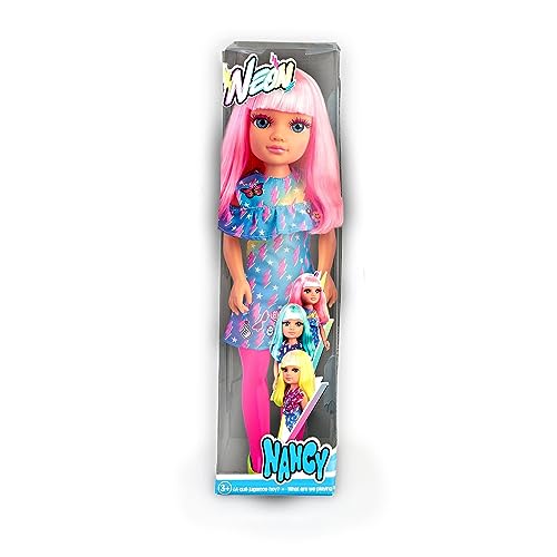 NANCY - Neon Pink, Puppe mit auffallend neon-pinkem Haar, mit Fransen und glattem Haar, Haare zum Kämmen und für Verschiedene Moderne Looks, passende Strümpfe und Make-up, 3 Jahre, Famosa (NAC23300) von NANCY