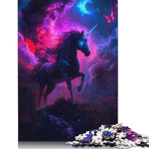 Schwarzes Einhorn im Nebel. Bunte, Coole Puzzles für Kinder ab 12 Jahren. 1000 Teile (75 x 50 cm). von NBVDRF