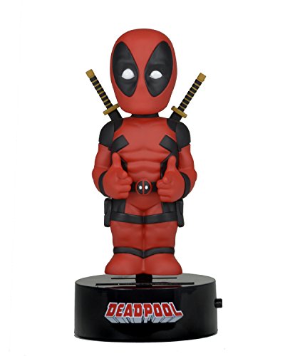 NECA NECA61389 - Marvel Deadpool Solar Powered Body Knocker Wackelkopf Figur, 15 cm NECA NECA61389 - Marvel Deadpool Solar Powered Body Knocker Wackelkopf Figur, 15 cm von NECA