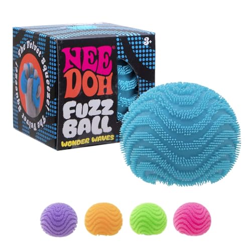 Schylling NeeDoh Fuzz Ball Wunderwellen – sensorisches Spielzeug mit samtiger Textur und weichem Wolkenquetschen – gewelltes Muster, das Sie sehen und fühlen können, ab 3 Jahren, Farbe kann variieren; von NEEDOH