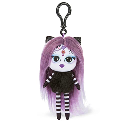 NICI 47501 Pixidoos Puppe Sunli 14cm mit Karabiner – stylischer Puppenanhänger für Tasche, Rucksack, Schlüsselbund-Trendiger Plüschanhänger, lila/schwarz, 14 cm NICI 47501 Pixidoos Puppe Sunli 14cm mit Karabiner – stylischer Puppenanhänger für Tasche, Rucksack, Schlüsselbund-Trendiger Plüschanhänger, lila/schwarz, 14 cm von NICI