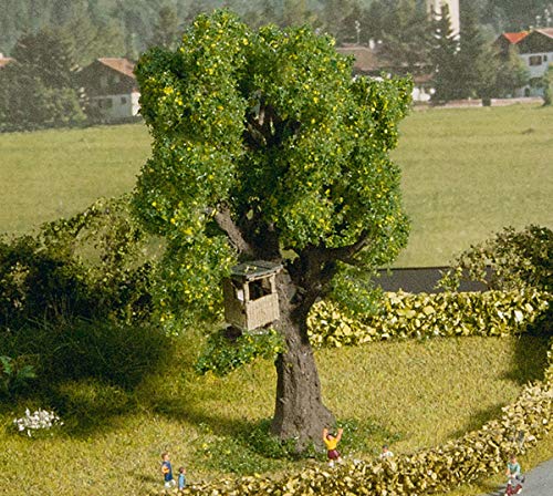 NOCH Baum mit Baumhaus, 10 cm hoch, ideales Kinderparadies für Modellbau in Spurweite N von NOCH