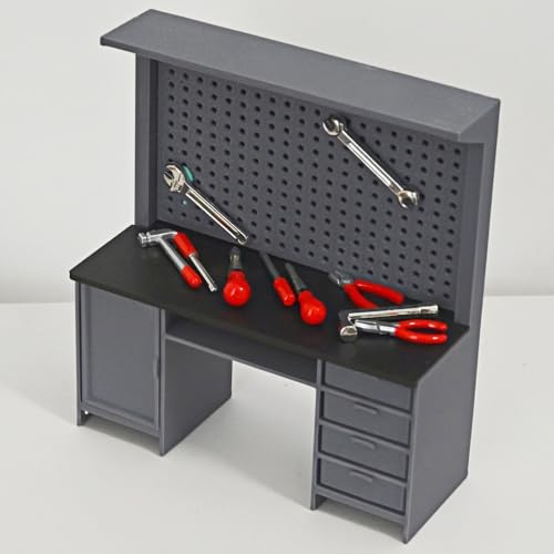 NEUIOVRW 1:18 Diorama Werkzeug Tisch Modell Set, Diecast Auto Garage Reparatur Szene Prop, Werkstatt Parkplatz Anzeige Zubehör, Tischmodell mit Schubladen und kleinen Props NEUIOVRW 1:18 Diorama Werkzeug Tisch Modell Set, Diecast Auto Garage Reparatur Szene Prop, Werkstatt Parkplatz Anzeige Zubehör, Tischmodell mit Schubladen und kleinen Props von NUEIOVRW