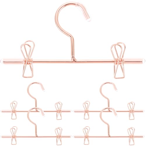 NUOBESTY 5Pcs Puppenkleiderbügel Plastikbügel Puppenbügel Set Puppenzubehör Kleine Puppenkleiderbügel Mini - -Dekore NUOBESTY 5Pcs Puppenkleiderbügel Plastikbügel Puppenbügel Set Puppenzubehör Kleine Puppenkleiderbügel Mini - -Dekore von NUOBESTY
