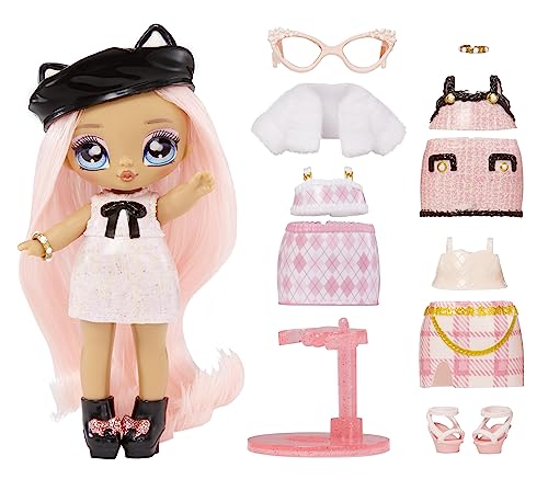 NA NA NA Mini Ultimate Surprise - Kitty KATWOOD - 10 cm posierbare Modepuppe mit 10+ Mystery Fashions - Luftballon Popping und Konfettiüberraschungen - Spielzeug für Mädchen und Jungen ab 4 Jahren von Na! Na! Na! Surprise