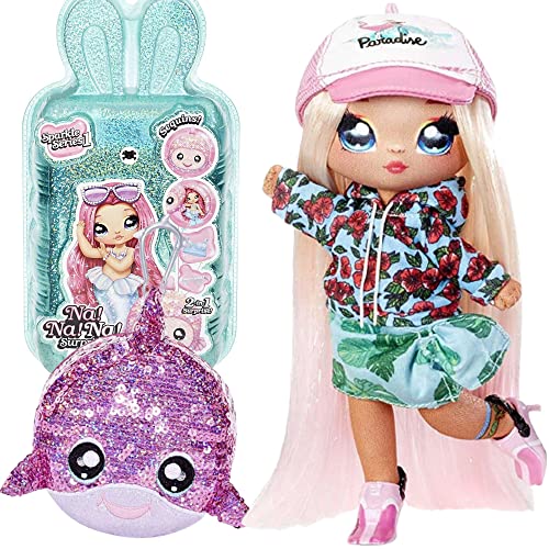 Na! Na! Na! Surprise 2-in-1 Modepuppe & Glitzer-Pompom Tasche, Krysta Splash Surfer Puppe mit luxuriösen Outfits und Accessoires. Sparkles Serie. Modepuppe zum Sammeln für Jungen und Mädchen ab 5 Jahren 573760EUCALT von Na! Na! Na! Surprise