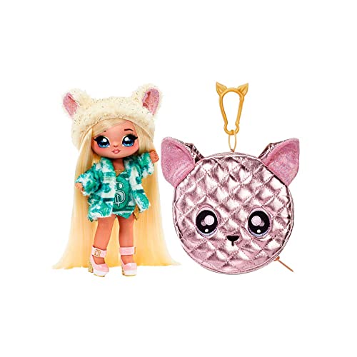 Na Na Na Surprise 2-in-1 Soft Modepuppe & Metallic Purse Glam Serie - Sammlerpuppe - Blonde Puppe mit grünem Kleid & Mütze mit Hundeohren und Chihuahua Tasche - Victoria Grand von Na! Na! Na! Surprise