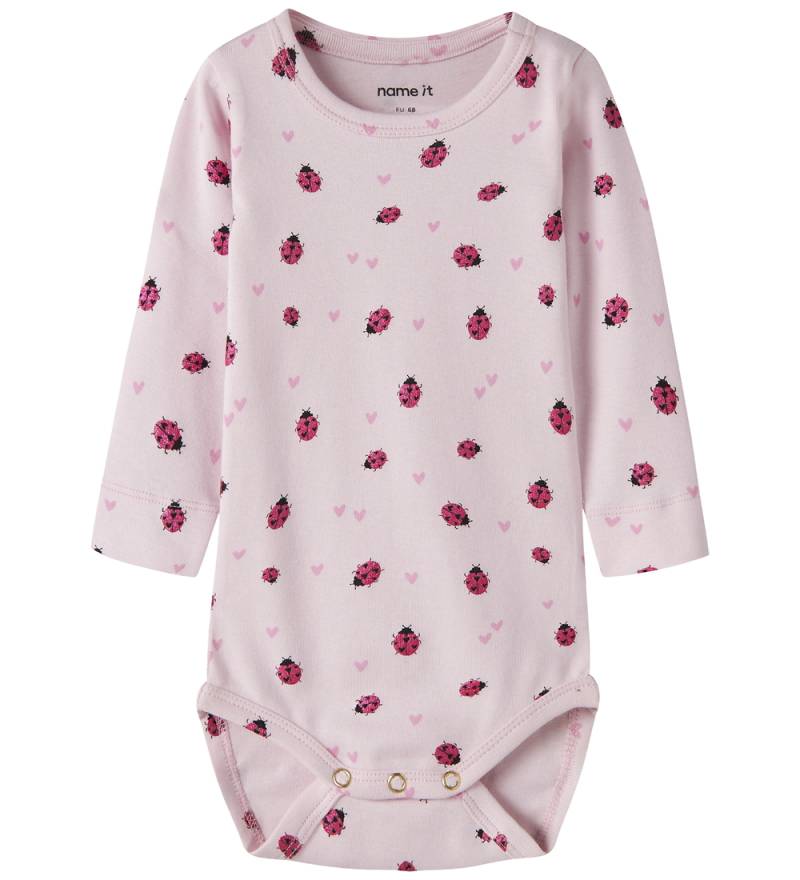 Name It Body l/ä - Baumwolle/Modal - NbfHaline - Wiege Pink m. S - Name It - 74 - Body L/Ä Name It Body l/ä - Baumwolle/Modal - NbfHaline - Wiege Pink m. S - Name It - 74 - Body L/Ä von Name It