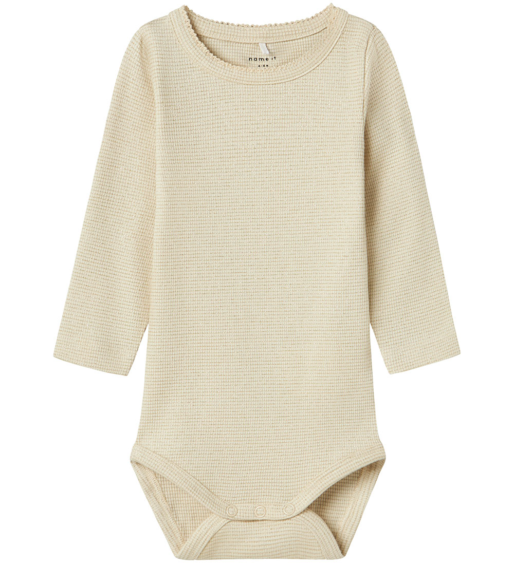 Name It Body l/ä - NbfBinnie - Summer Sand m. Glitzerndes Schach - Name It - 50 - Body L/Ä Name It Body l/ä - NbfBinnie - Summer Sand m. Glitzerndes Schach - Name It - 50 - Body L/Ä von Name It