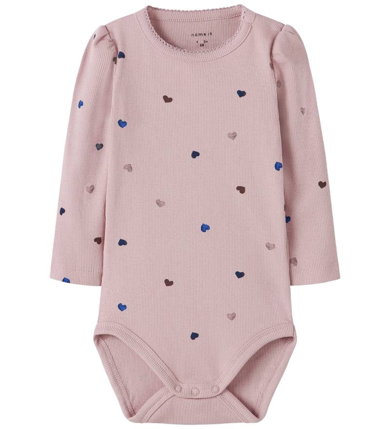 Name It Body l/ä - Noos - NbfNutti - Poliert Lilac/Hearts - Name It - 74 - Body L/Ä Name It Body l/ä - Noos - NbfNutti - Poliert Lilac/Hearts - Name It - 74 - Body L/Ä von Name It