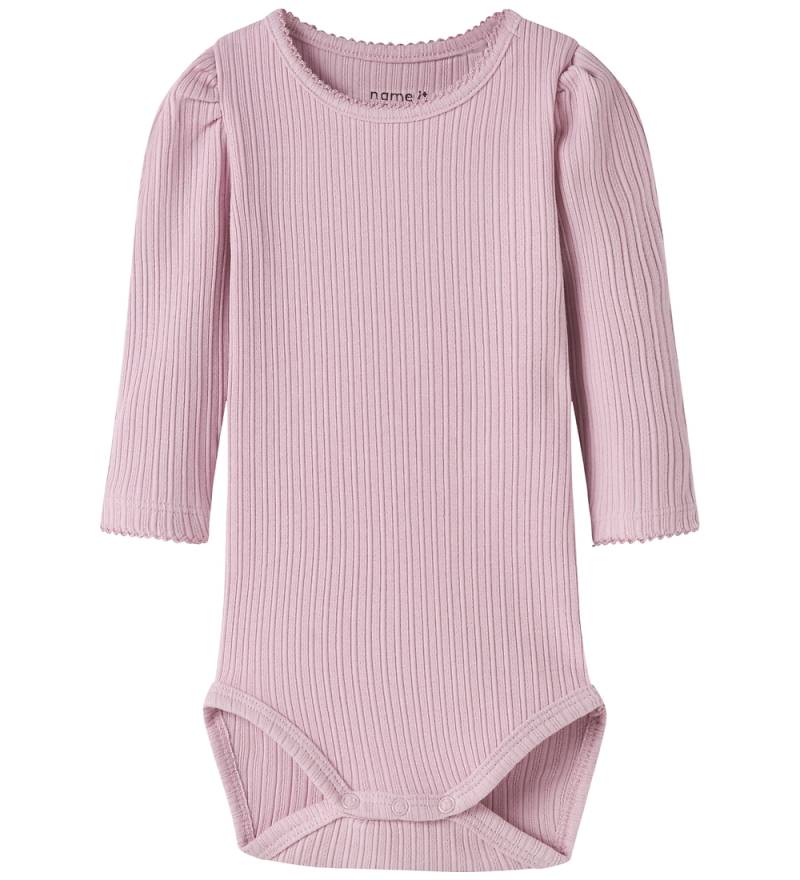 Name It Body l/ä - Rib - NbfDemi - Duftend Lilac - Name It - 50 - Body L/Ä Name It Body l/ä - Rib - NbfDemi - Duftend Lilac - Name It - 50 - Body L/Ä von Name It