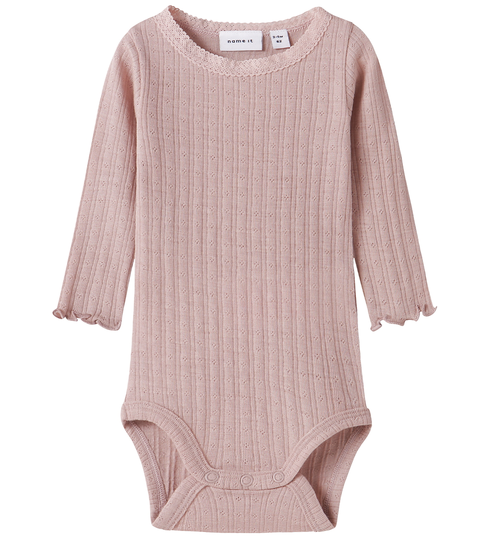 Name It Body l/ä - Wool/Seide - Rib - Lochmuster - NbfWossa - Vi - Name It - 68 - Body L/Ä Name It Body l/ä - Wool/Seide - Rib - Lochmuster - NbfWossa - Vi - Name It - 68 - Body L/Ä von Name It