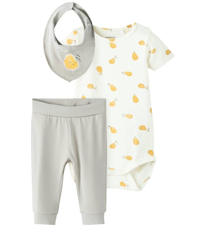 Name It Geschenkbox - Sträucher/Body k/ä/Babylätzchen - Chateau  - Name It - 1½ Jahre (86) - Body K/Ä von Name It