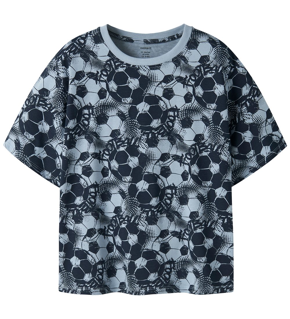 Name It T-Shirt - NkmVeldo - Blue Nebel/Fußball - Name It - 7-8 Jahre (122-128) - T-Shirts von Name It