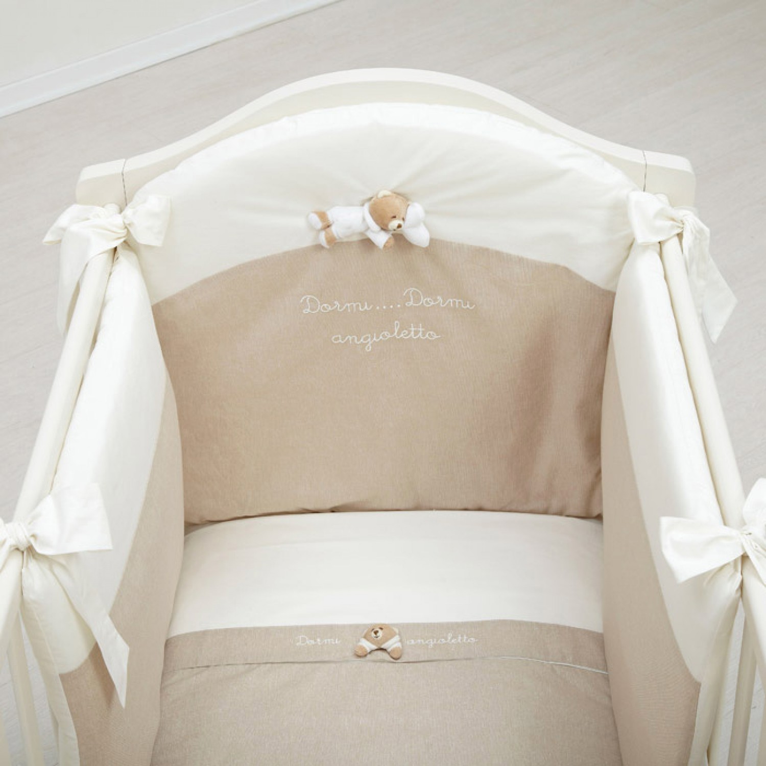 Bettzubehör Sets Set Piumone Letto 4 Pezzi Tato Piumone - Copripiumone - Paracolpi - Federa Beige Bettzubehör Sets Set Piumone Letto 4 Pezzi Tato Piumone - Copripiumone - Paracolpi - Federa Beige von Nanan