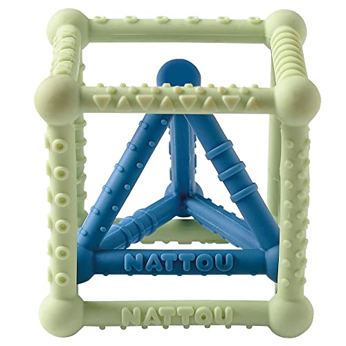 Nattou Silikonwürfel mit Pyramide, 2er Set, Zum Greifen und Beißen, BPA-frei, Ø 10 cm + 8 cm, Silicon, Grün/Blau von Nattou