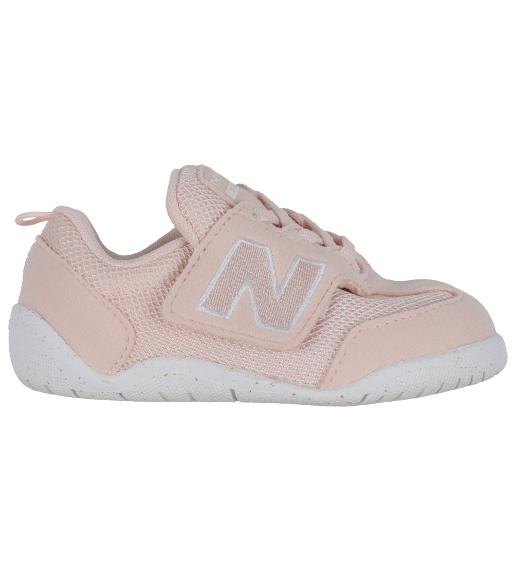 New Balance Lauflernschuh - First - Crystal Pink/Weiß - New Balance - 23 - Lauflernschuhe New Balance Lauflernschuh - First - Crystal Pink/Weiß - New Balance - 23 - Lauflernschuhe von New Balance