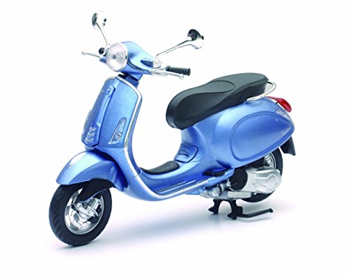 New Ray 57552 – 1: 12 Vespa Primavera, Farbe Hellblau von New Ray