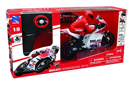 NewRay 88815 - Ferngesteuertes Modellmotorrad "Ducati Desmosedici - C.Stoner Nr.4" 1:9 von NewRay