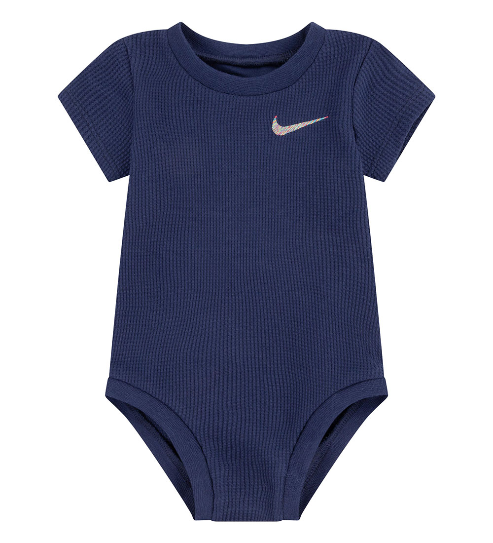 Nike Body k/ä - Midnight Navy - Nike - 6 mt - Body K/Ä Nike Body k/ä - Midnight Navy - Nike - 6 mt - Body K/Ä von Nike