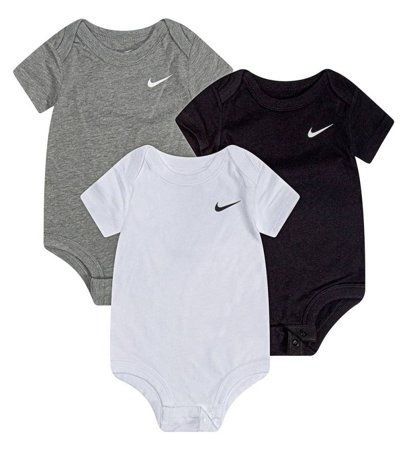 Nike Bodys k/ä - Swoosh - 3er-Pack - Schwarz/Weiß/Grau - Nike - 6 mt - Body K/Ä Nike Bodys k/ä - Swoosh - 3er-Pack - Schwarz/Weiß/Grau - Nike - 6 mt - Body K/Ä von Nike