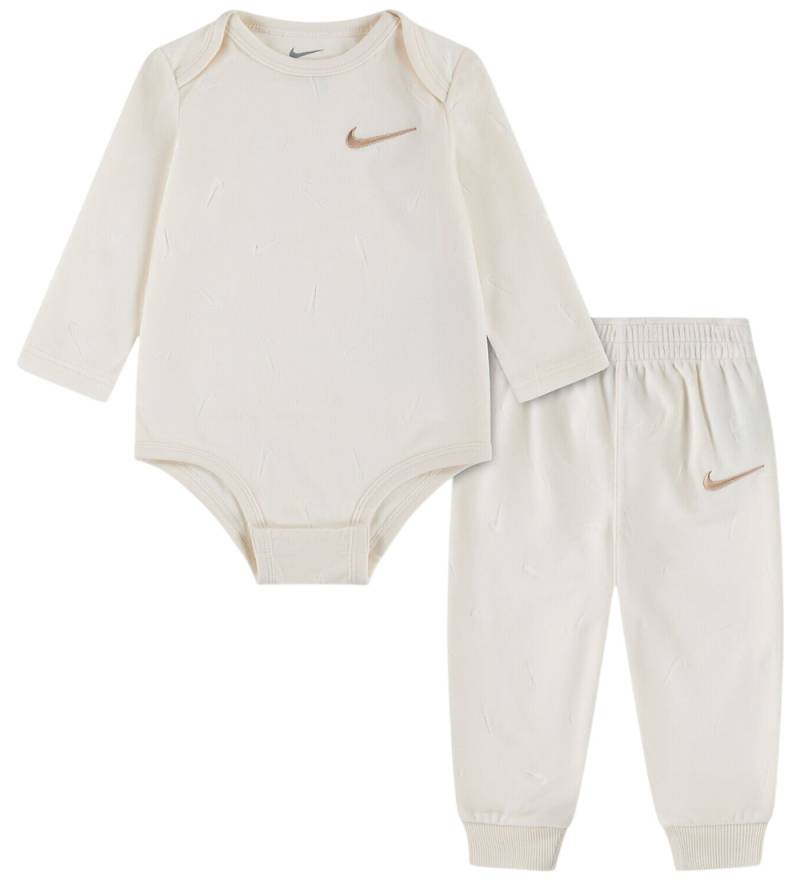 Nike Set Body l/ä/Hosen - Pale Ivory - Nike - 18 mt - Body L/Ä Nike Set Body l/ä/Hosen - Pale Ivory - Nike - 18 mt - Body L/Ä von Nike