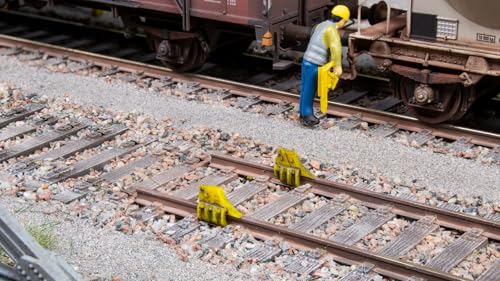 NOCH® Gleisknagge, 0,7 x 0,3 cm, 10 Stück für Modellbahngleise Spur H0, perfekt handkoloriert und 3D-Miniatur von NOCH