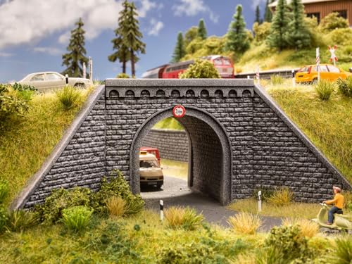 NOCH® Unterführung, ideal für Modellbau-Szenerien, H0 Maßstab, mit Portal und Flügelmauern für realistische Landschaften von NOCH