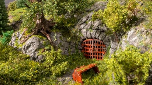 Serie Vergessene Orte Stolleneingang Diorama für die Modelleisenbahn Spur H0, den Modell-Landschaftsbau, DIY und Fantasy Wargaming von NOCH von Noch