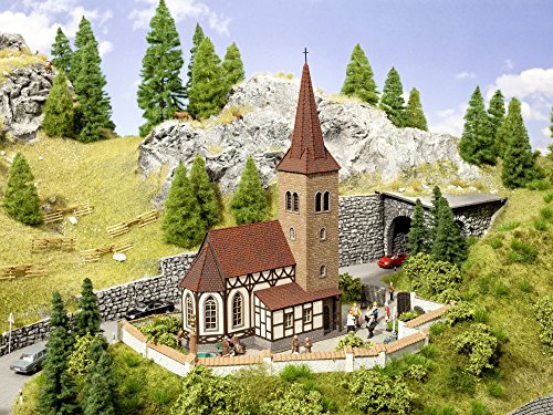 Noch 66906 NOCH Kirche „St. Georg“ mit Micro-Sound Glockenläuten, Handkoloriert, für H0-Dioramen ideal für realistische Szenen, Dunkelbraun, Hellbraun, Weiß von NOCH