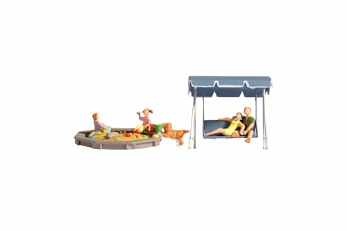 NOCH N Figuren Eltern & Kinder, handkolorierte Modellfiguren 1:160 für Spur N, detailreiche Ausschmückung mit Hund & Hollywoodschaukel von NOCH