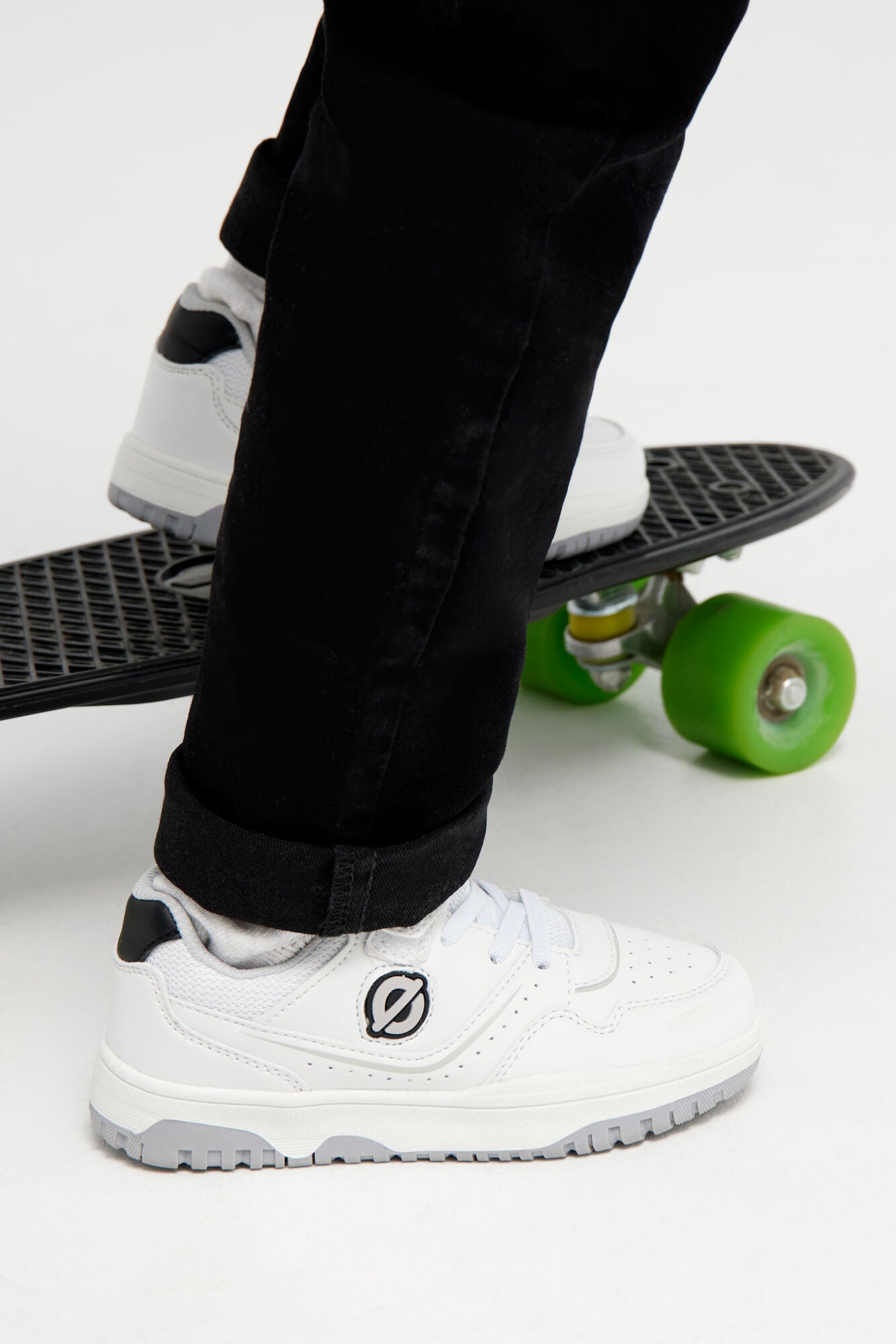 Nordbjørn Skooby Kinder Sneaker, Weiß/Grau, 33, Kinderschuhe Nordbjørn Skooby Kinder Sneaker, Weiß/Grau, 33, Kinderschuhe von Nordbjørn