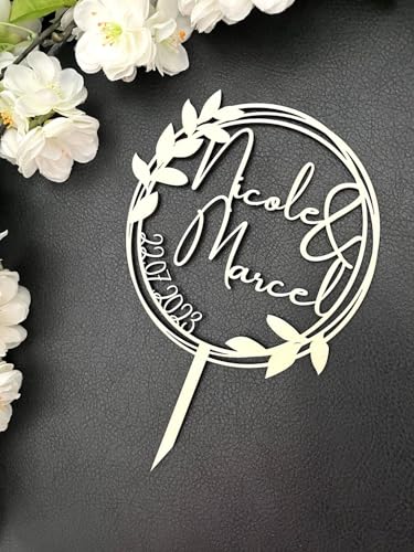 NoriKids Cake-Topper personalisiert & handgefertigt | Tortenstecker aus Holz | Tortendeko Hochzeit | Kranz mit filigranen Blättern & Namen | individuelle Hochzeitsdeko | personalisierte Geschenke von NoriKids