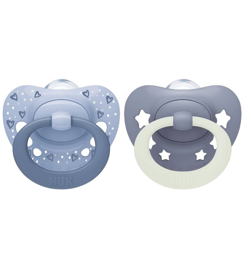 Nuk Schnuller - 2er-Pack - First Choice - Tag & Nacht - Blau - Nuk - 6-18 mt - Schnuller Nuk Schnuller - 2er-Pack - First Choice - Tag & Nacht - Blau - Nuk - 6-18 mt - Schnuller von Nuk
