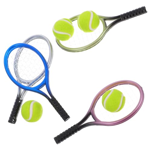 OFFIGAM 1Satz Mini Tennis Schläger mit Bällen Dekorative Miniatur für Puppenhaus für Wohnzimmer Esszimmer und Schlafzimmer Perfektes für DIY Enthusiasten von OFFIGAM