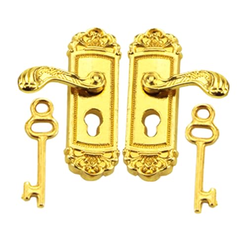 OFFIGAM 2 Sätze Zubehör Für Puppenhäuser Dekorationen Ästhetisch Hauszubehör Aufkleber Dekorativ Miniatur-türschild Miniatur-türklopfer Miniatur-türschlösser Zinklegierung Golden von OFFIGAM