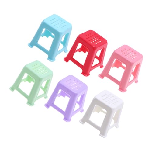 OFFIGAM 6 Stück Puppenhaus Hocker Ding Mini Figur Hochstuhl Häuser Tür Bausätze Dollhouse Esszimmer Kleines Puppenhaus Möbel Mädchen Möblierung Hocker-Modell Plastik von OFFIGAM