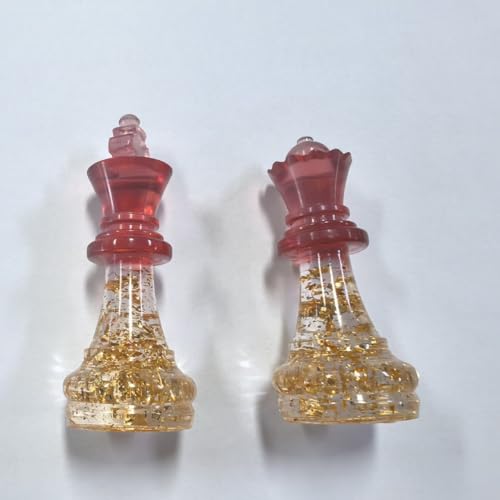 Schachfiguren mit König und Königin von OOCOME