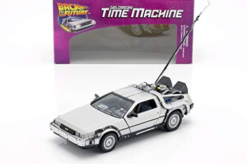 OPO 10 - Delorean Auto aus dem Film Back to The Future I - Maßstab 1:24 (Ref: 01V-22443) von OPO 10