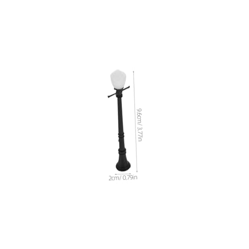 Operitacx 4 Stück Miniatur LED Straßenlaternen Modell aus Robustem Abs Doppelköpfige Mini Gartenlampen mit Realistischem Design Wetterfest für Mikro szenerien und Architekturmodelle von Operitacx