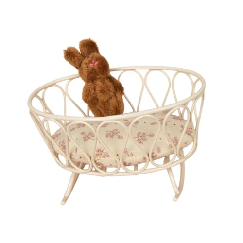 Oshhni Puppenhaus-Babypuppenbett, 1:12 Puppenhaus-Kinderbettbett für Zuhause, Schlafzimmerdekoration, Brauner Hase Oshhni Puppenhaus-Babypuppenbett, 1:12 Puppenhaus-Kinderbettbett für Zuhause, Schlafzimmerdekoration, Brauner Hase von Oshhni