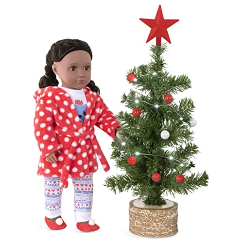 Our Generation Weihnachtsbaum Puppenzubehör – Puppenhaus Zubehör Weihnachten mit funktionierender Lichterkette – Accessoires für 46 cm Puppen, Puppenmöbel Spielzeug für Kinder ab 3 Jahre von Our Generation
