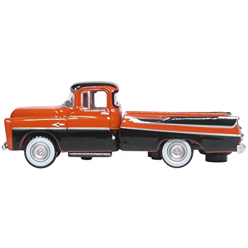 1957 Dodge D100 Sweptside Pickup Truck Omaha Orange und Jewel Black Modellauto aus Druckguss im Maßstab 1:87 (HO) von Oxford Diecast von Oxford Diecast